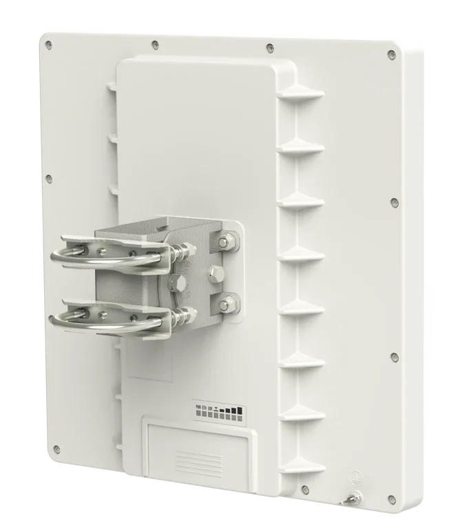 MikroTik QRT 5 — RB911G-5HPnD-QRT — product illustration