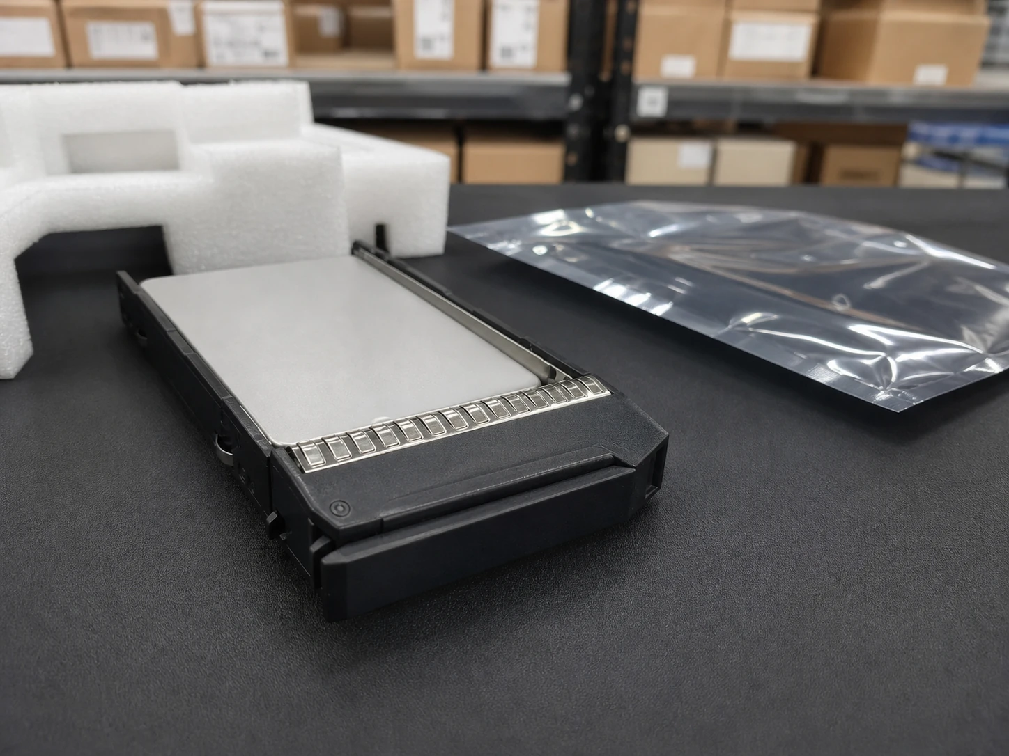 SK hynix HFS480G32FEH-7410A — product illustration