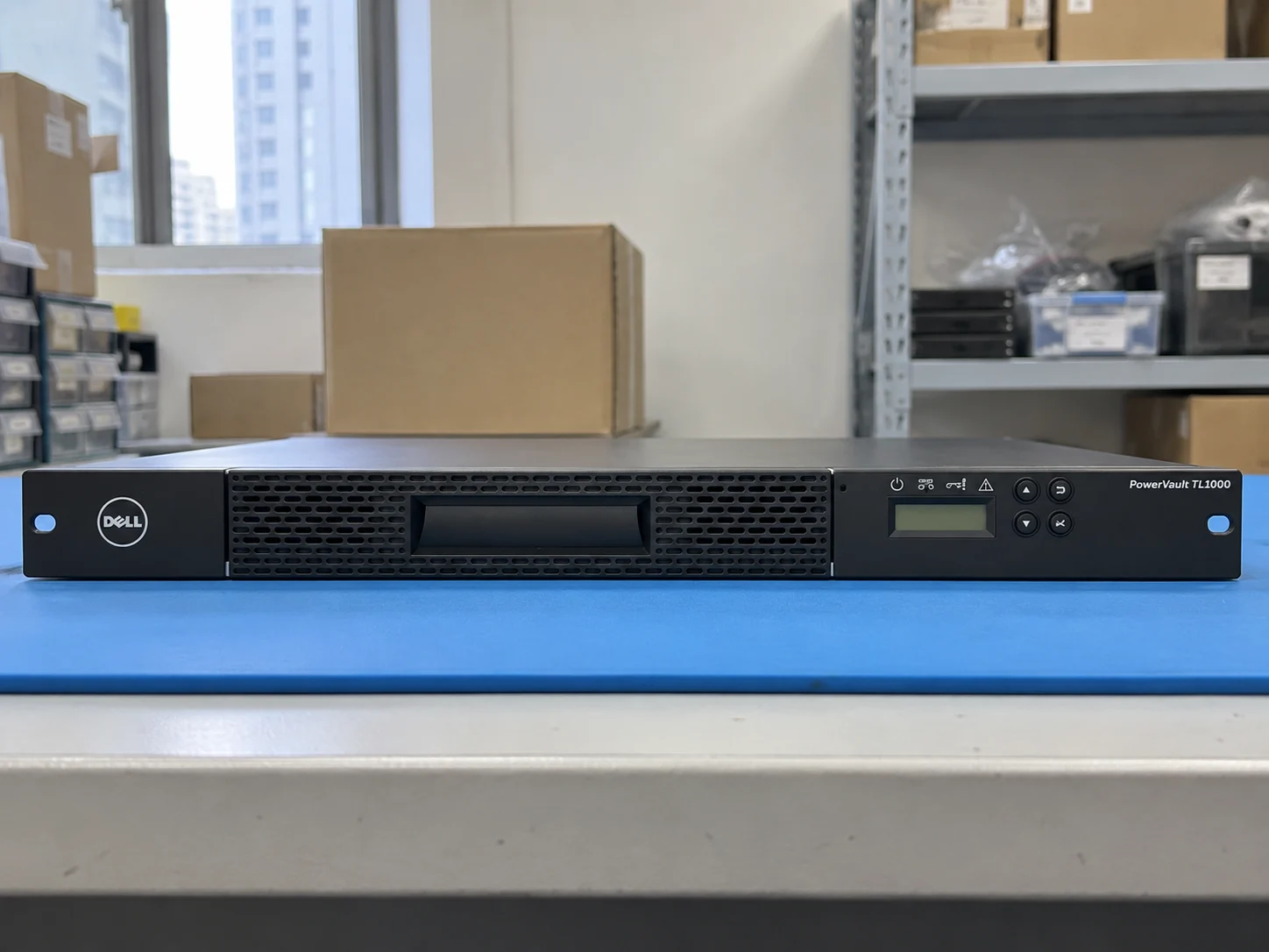 Dell EMC PowerVault TL1000 Tape Library — Illustrative product photography
