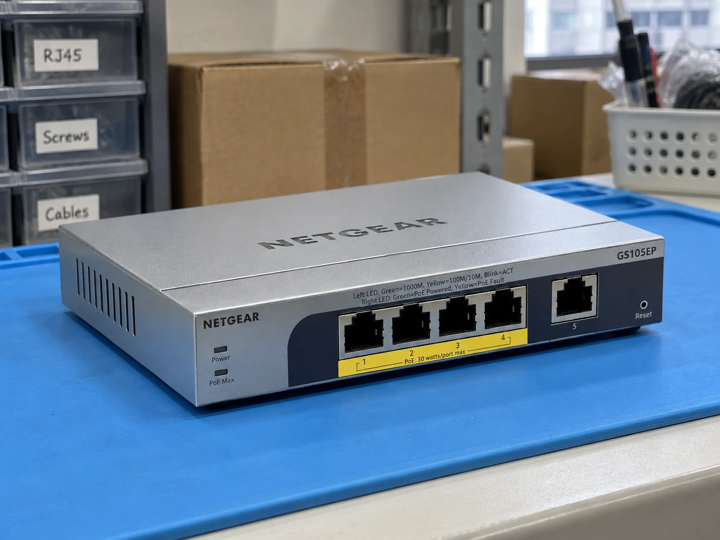 NETGEAR GS105EP — GS105EP-100NAS — Illustrative product photography