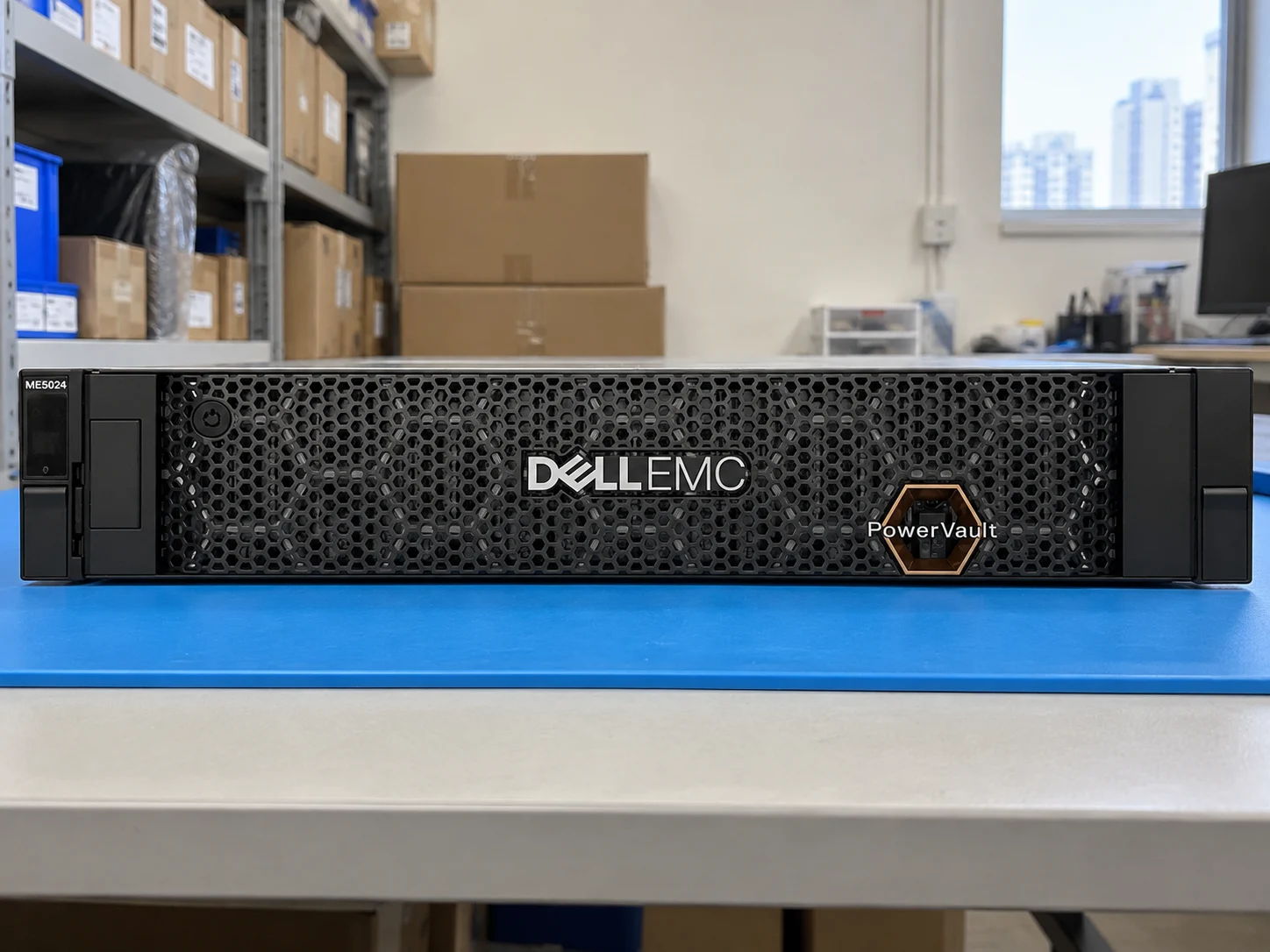 Dell PowerVault ME5024 — Illustrative product photography