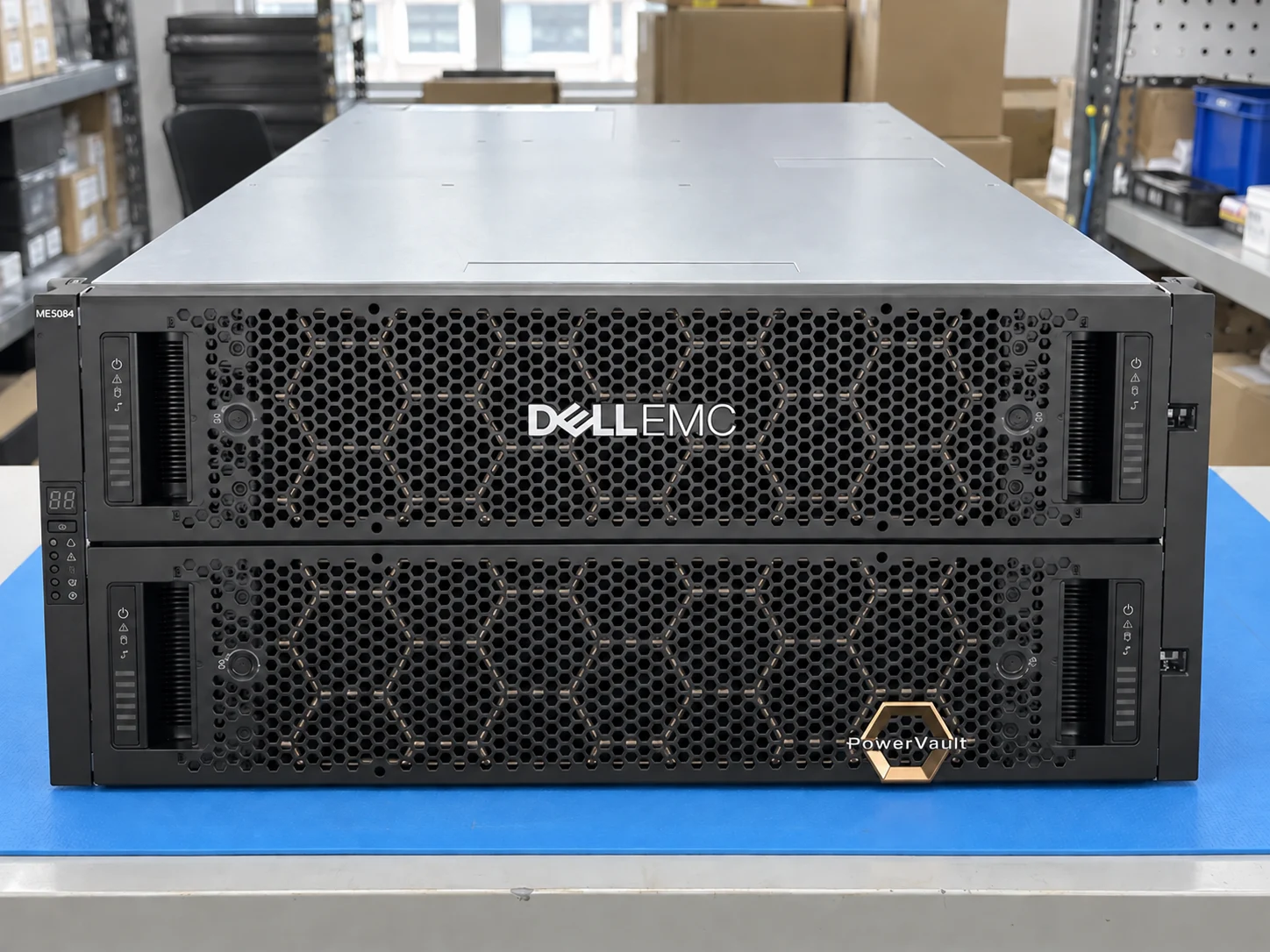 Dell PowerVault ME5084 — Illustrative product photography