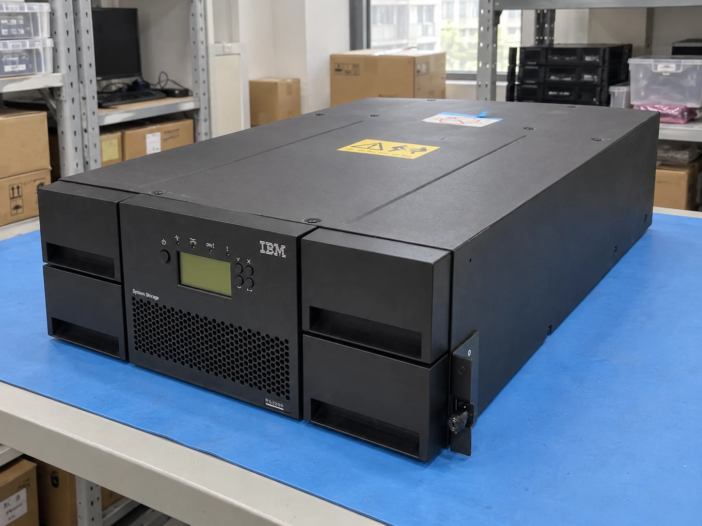 IBM TS3200 Tape Library — Illustrative product photography