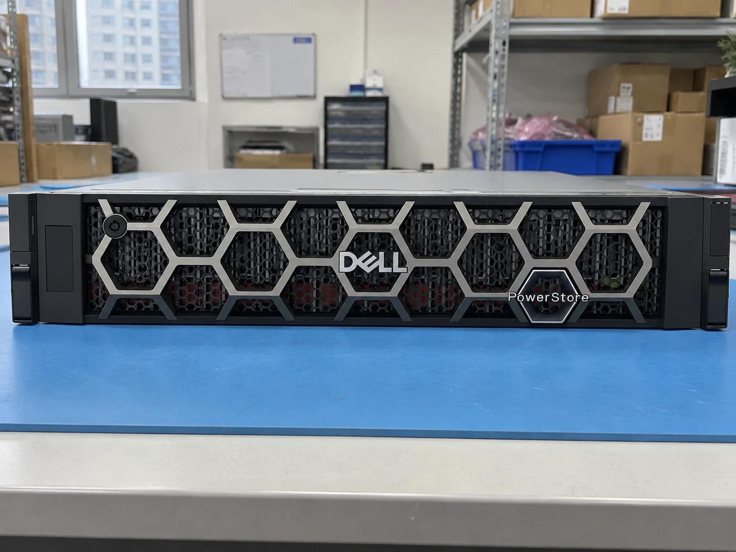 Dell PowerStore 1200T — Illustrative product photography