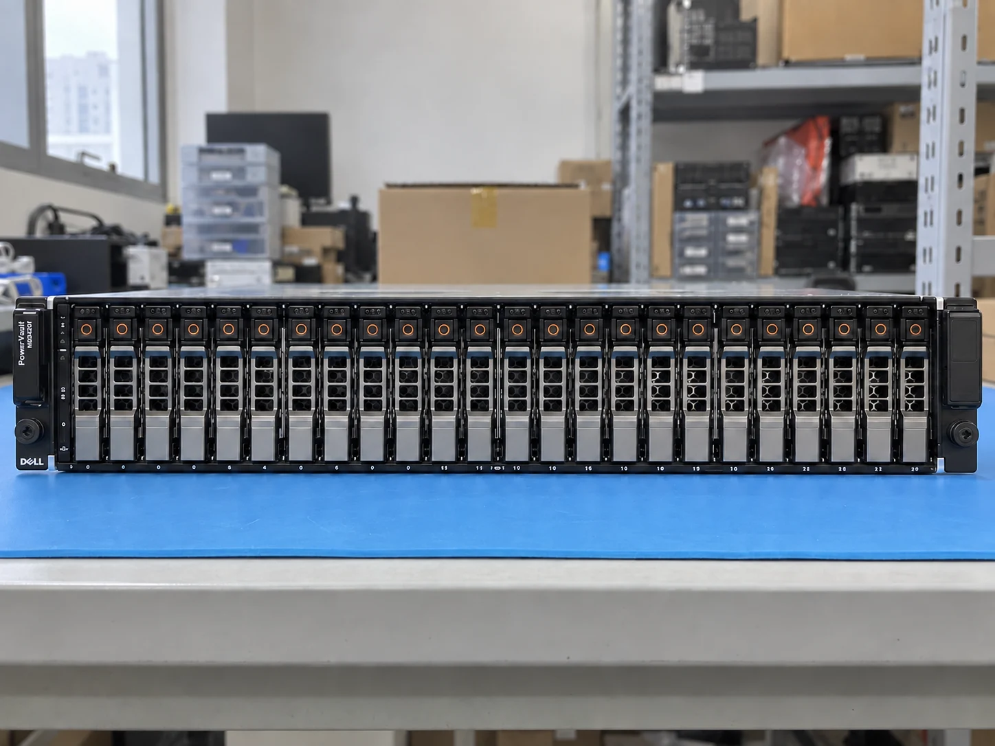 Dell PowerVault MD3620f — Illustrative product photography