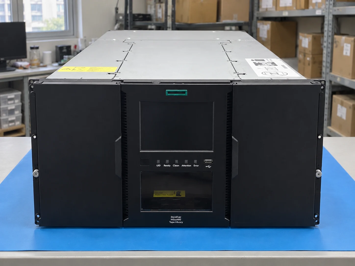 HPE StoreEver MSL6480 Scalable Base Module — QU625A — Illustrative product photography