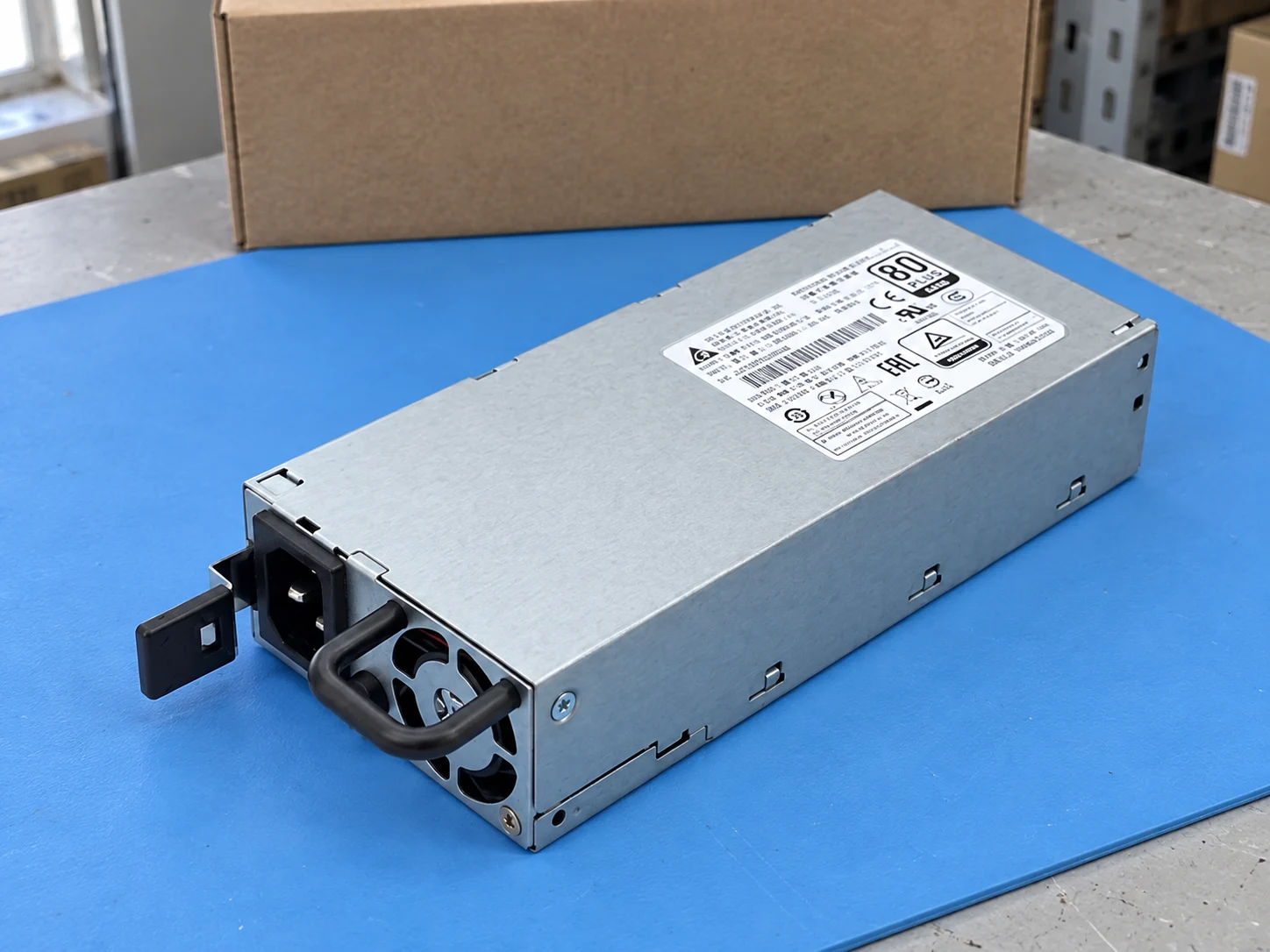 Synology PSU 350W-RP Module_1 NAS Power Supply — Illustrative product photography