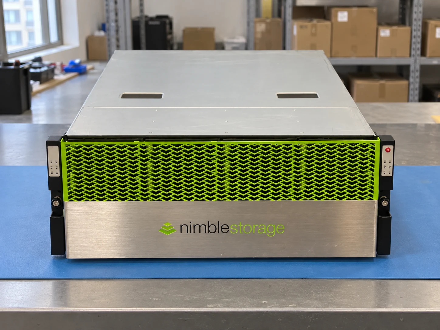 HPE Nimble CS3000 — Illustrative product photography
