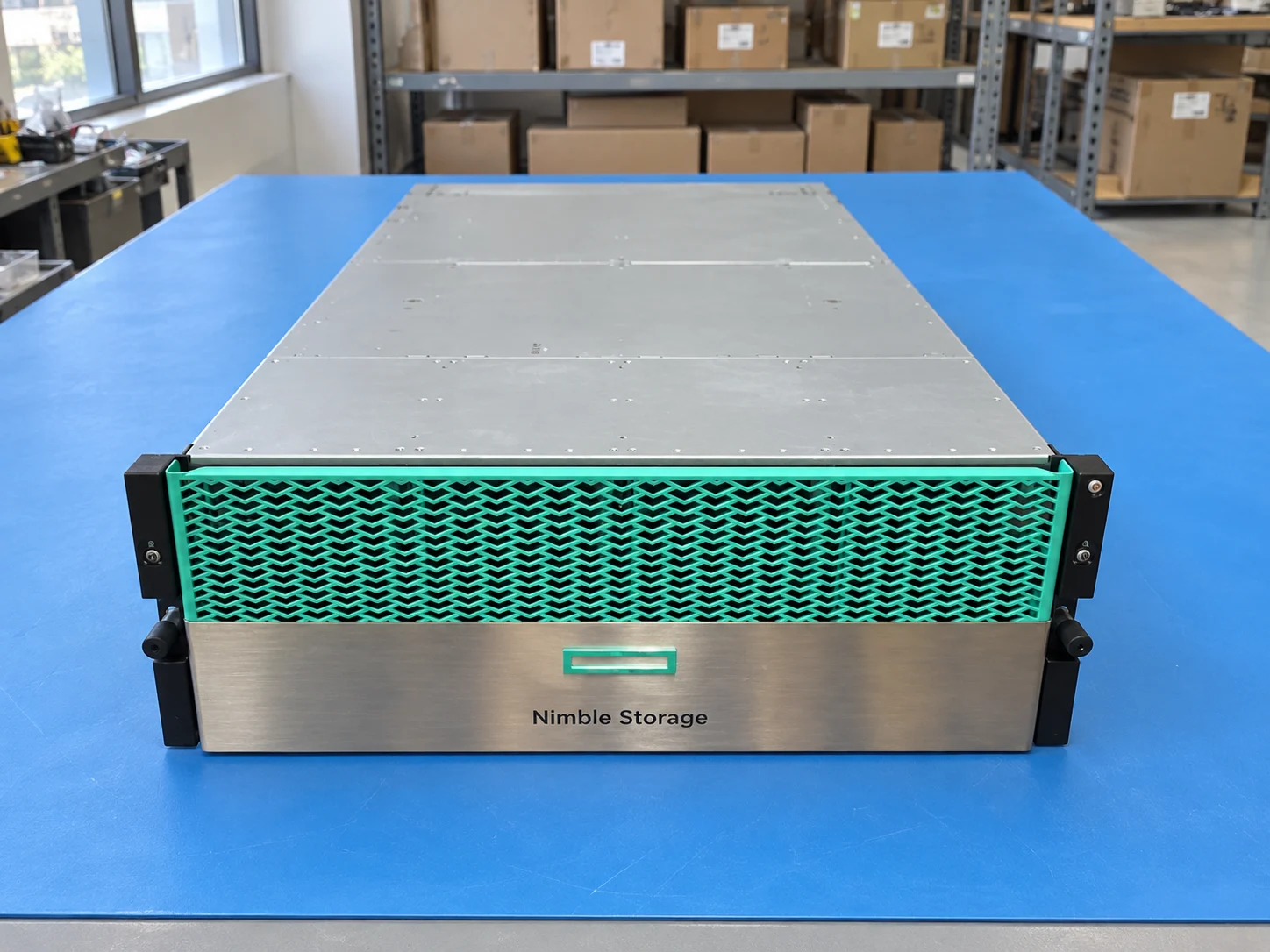 HPE Nimble AF40 — Illustrative product photography