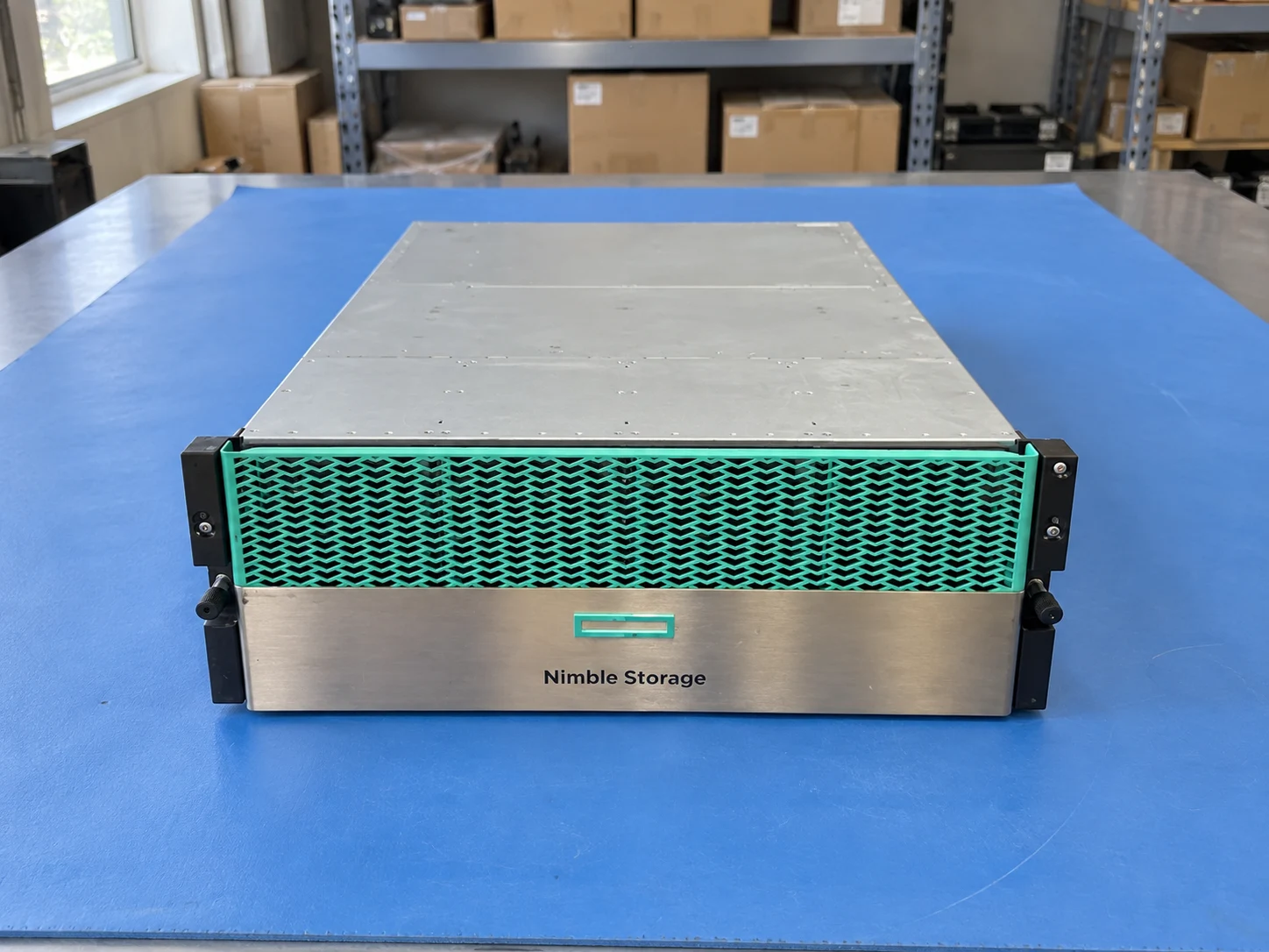 HPE Nimble AF60 — Illustrative product photography