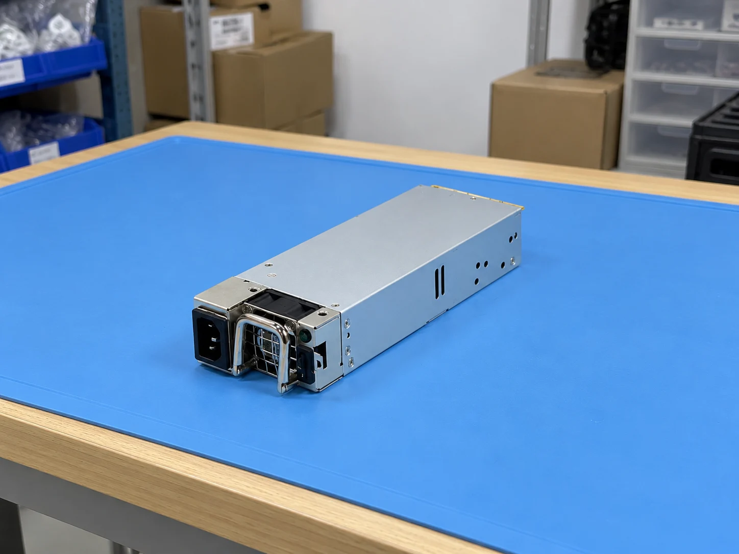 Synology PSU 250W-RP Module_1 NAS Power Supply — Illustrative product photography