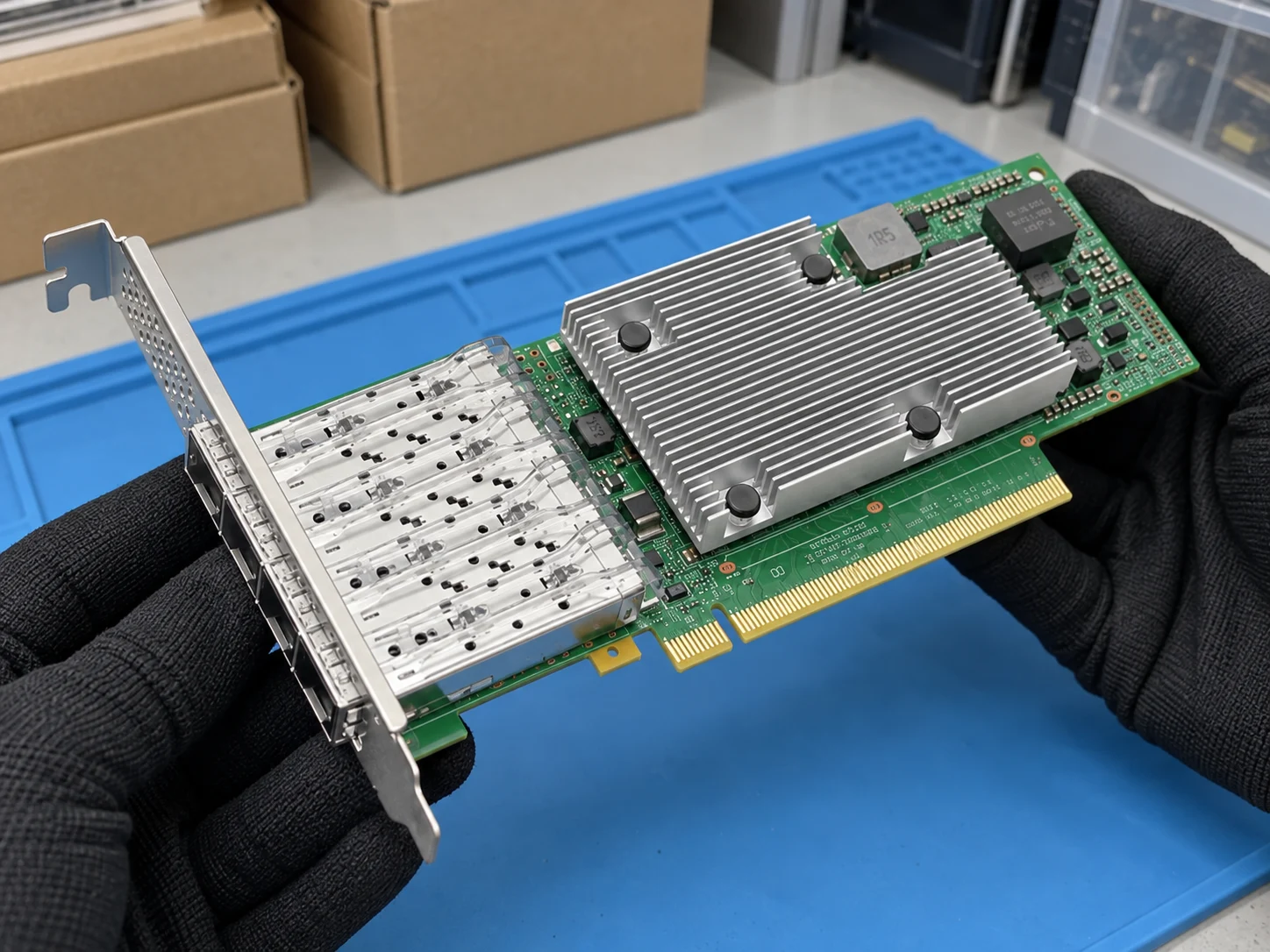 Broadcom P425G Ethernet adapter (BCM957504-P425G) — Illustrative product photography