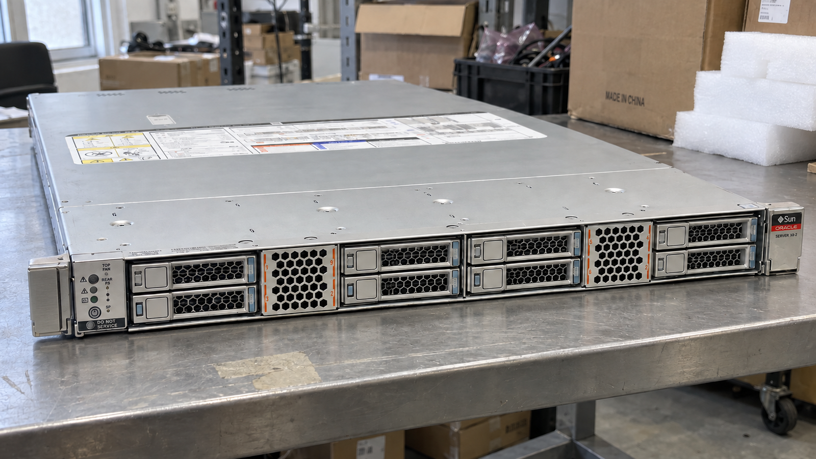 Oracle Server X8-2 — product illustration