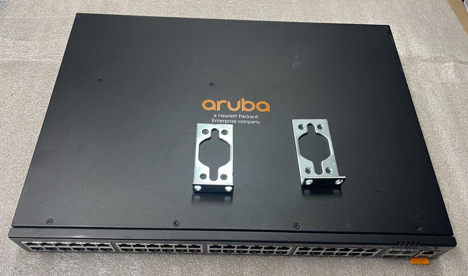 HPE Aruba Aruba CX 6200F 48G 4SFP+ — product illustration