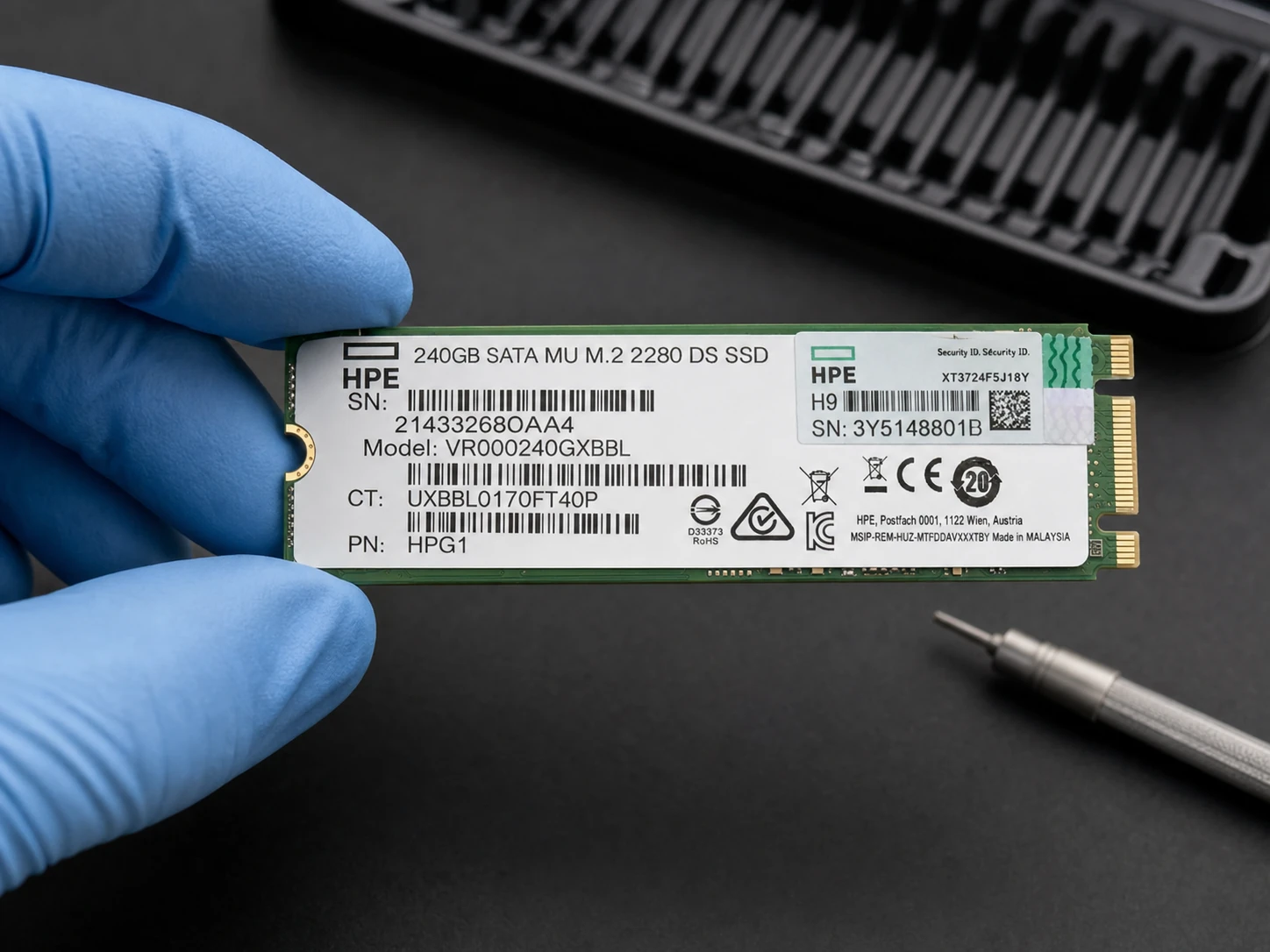 HPE 875488-B21 240GB SATA — product illustration