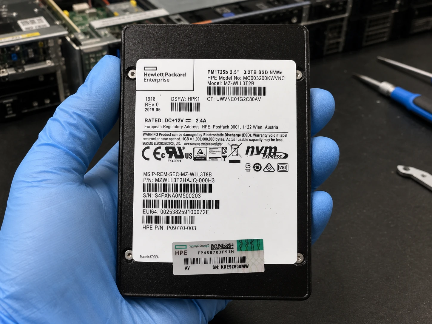 HPE 3.2TB 2.5-inch NVMe P09770-003 — product illustration