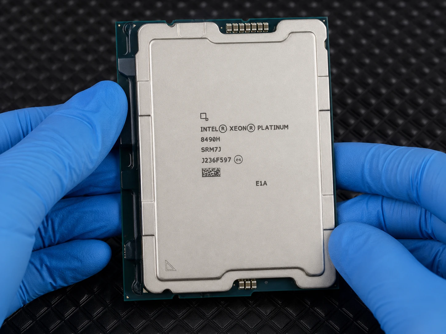 Intel Xeon Platinum 8490H Processor PK8071305074901 — product illustration