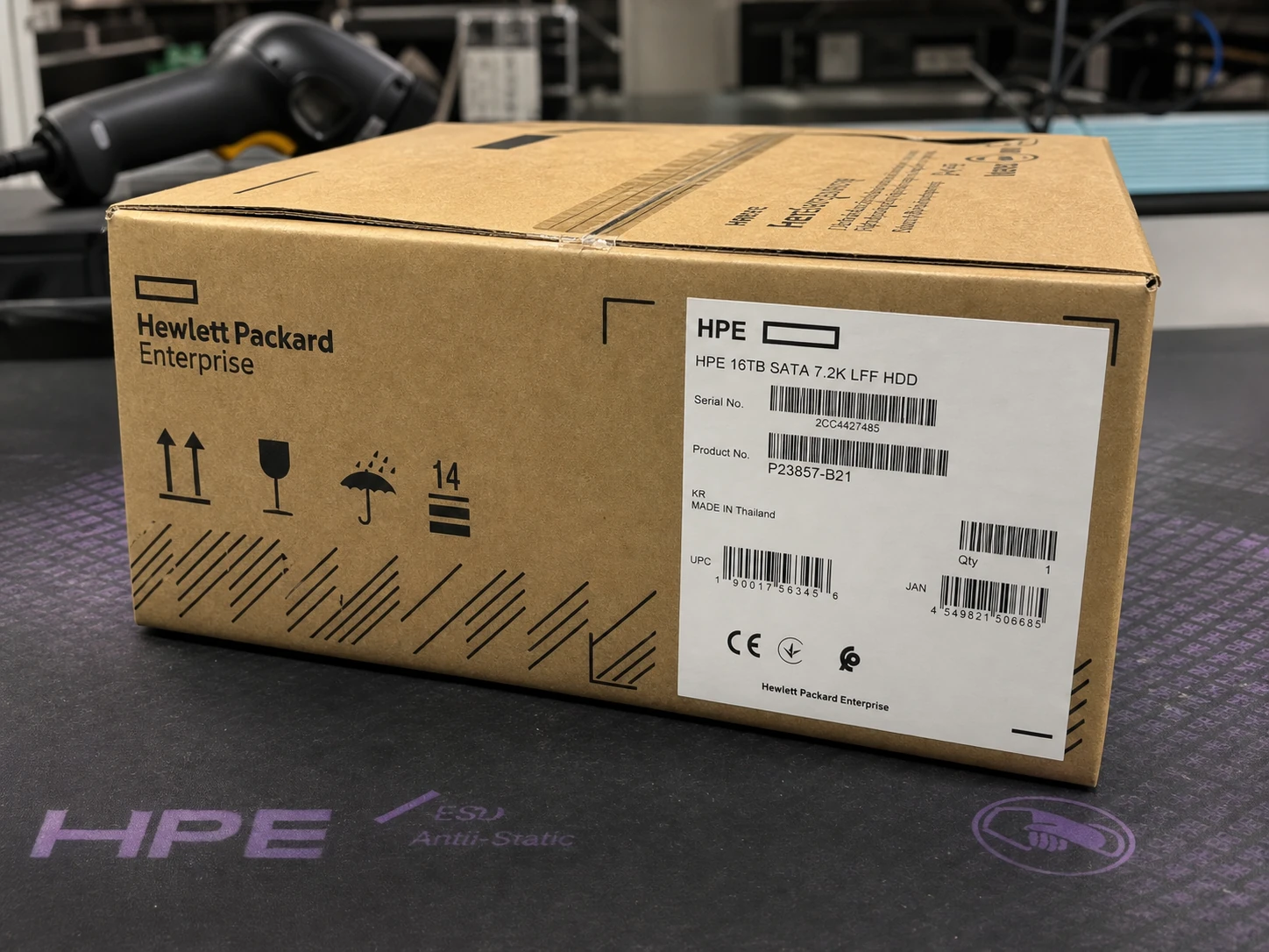 HPE P23857-B21 16TB SATA LFF SC business critical HDD — product illustration