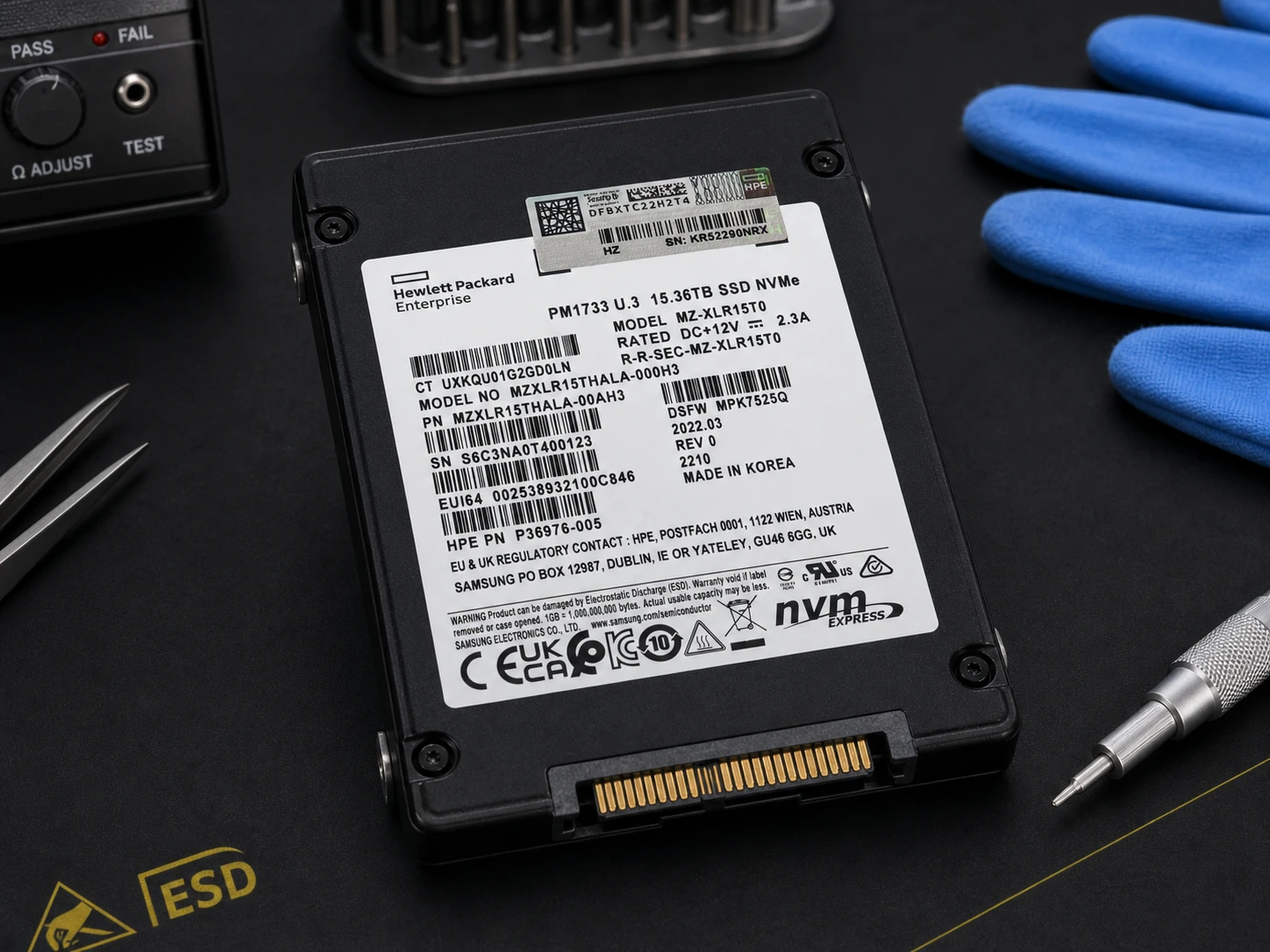 HPE PM1733 P36976-005 U.3 — product illustration